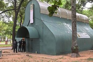 Roban por quinta vez librería de la plaza Uruguaya - Nacionales - ABC Color