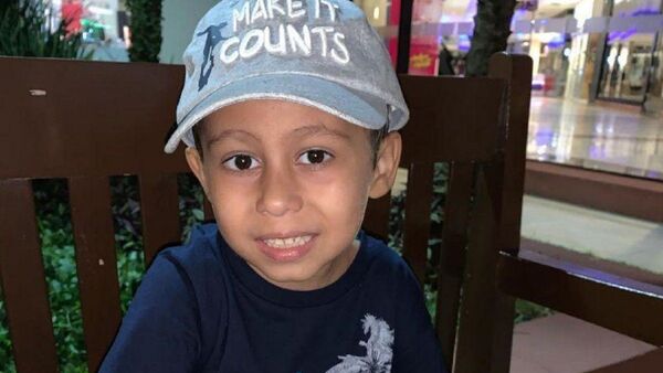 Apelan a la solidaridad para costear cirugía de un niño con tumor
