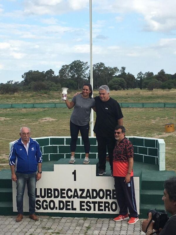 Elena y Osvaldo Farrés suben al podio en Nacional Argentino