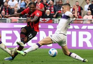 El AC Milan mantiene a 2 puntos a Inter en Italia - Fútbol - ABC Color