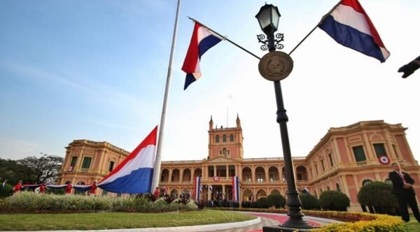 Senatur pedirá que lunes 16 de mayo sea feriado