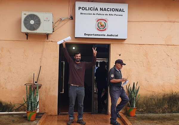 Tras una larga lucha, productor de aceite de cannabis es absuelto de culpa y pena - La Clave