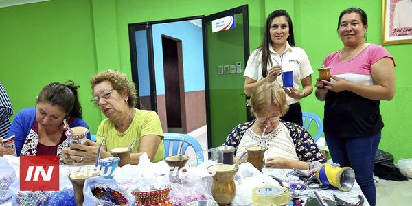 PROMUEVEN CURSO DE ARTESANÍAS Y VENTA POR DIA DE LAS MADRES
