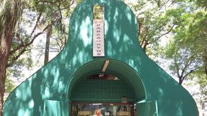 Roban por quinta vez en un año local de librería en Plaza Uruguaya