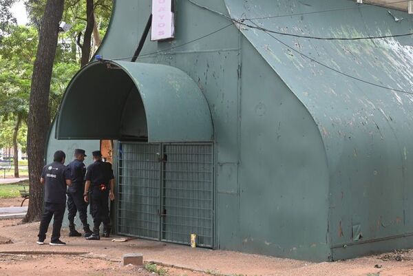 Policía: falta de acompañamiento de Justicia “dificulta” prevención de hurtos en Plaza Uruguaya - Nacionales - ABC Color
