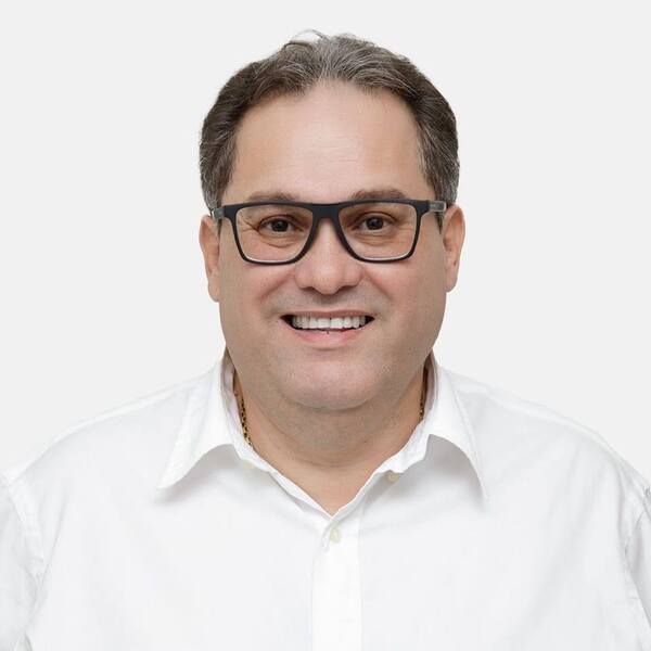 Iván Sosa dijo que su mejor carta de presentación es su impecable foja de servicio profesional