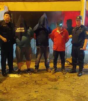 Apresan a tres sujetos por agredir a policías y poner música a alto volumen - La Clave