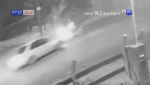 Mototaxista fue embestido por un automóvil en Coronel Oviedo | Noticias Paraguay