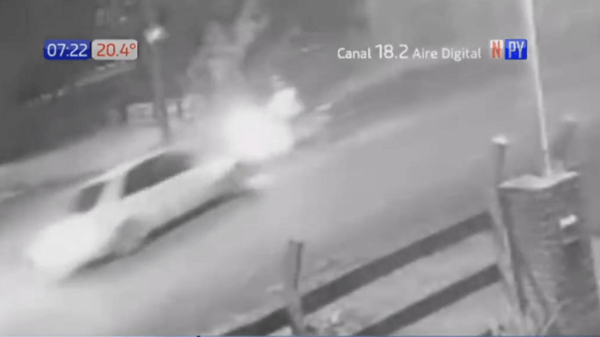Mototaxista fue embestido por un automóvil en Coronel Oviedo | Noticias Paraguay