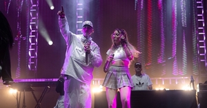 La cantante paraguaya Kaese colaboró en concierto con L-Gante