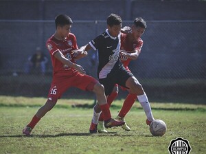 Cinco victorias y un empate en la Sub 15 - APF