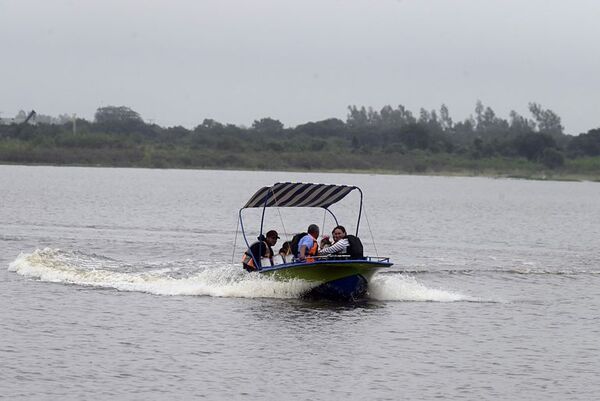 Familias disfrutan feriado al aire libre - Nacionales - ABC Color