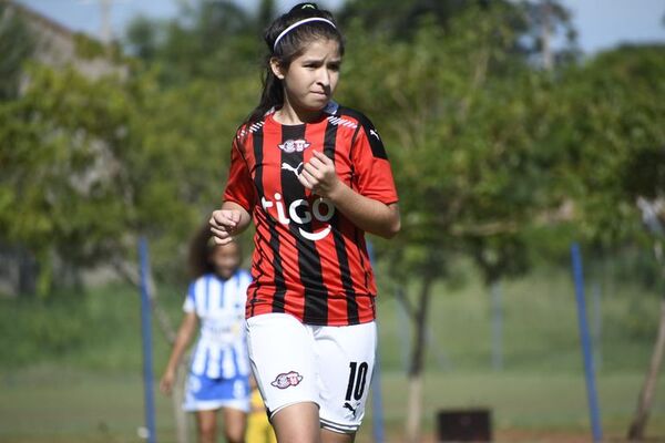 Femenino: Olimpia también quedó con el clásico en la Sub 18 - Fútbol - ABC Color