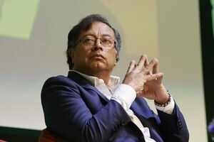 Petro denuncia plan para atentar contra su vida y suspende gira regional - Mundo - ABC Color