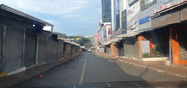 Movida del feriado paralizó la zona comercial de Ciudad del Este  - ABC en el Este - ABC Color