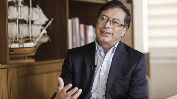 Petro suspendió una gira de campaña porque, según dijo, quieren asesinarlo