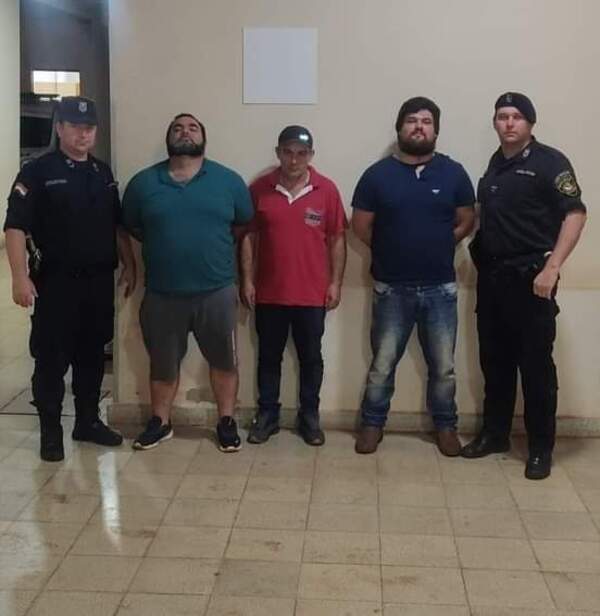 Tatáchos sopapearon a dos voláis que intervinieron en caso de polución sonora - La Clave