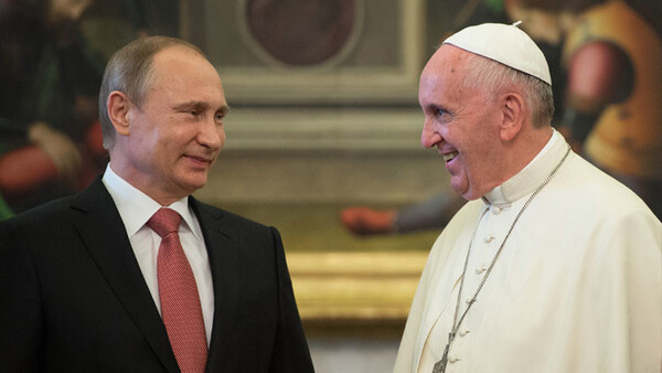 Francisco sobre invasión rusa a Ucrania: “estoy dispuesto a reunirme con Putin en Moscú”