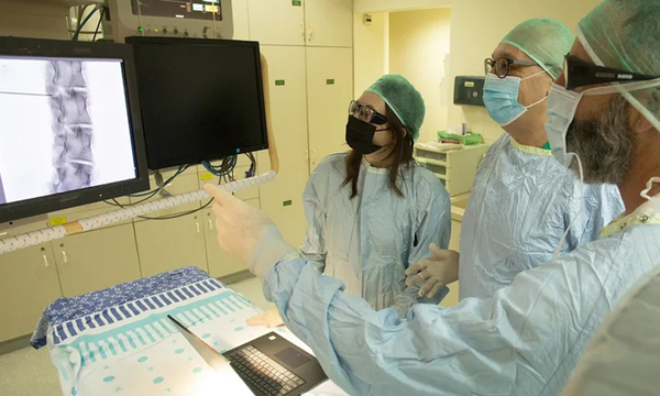 Crearon mini robots para tratar enfermedades cerebrales como Parkinson - OviedoPress