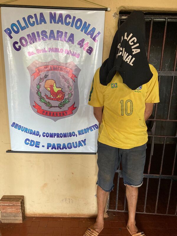 Cae en el Día de Trabajador mondaha que habría robado baterías de un camión - La Clave