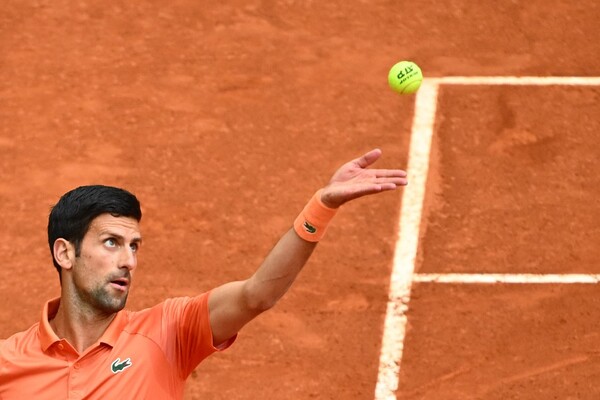 Diario HOY | Djokovic se estrena en Madrid con contundente triunfo