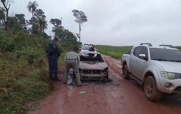 Dos cadáveres calcinados fueron hallados dentro de un vehículo en Canindeyú – Prensa 5
