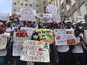 Estudiantes mexicanos protestan contra Guardia Nacional tras muerte de joven - MarketData
