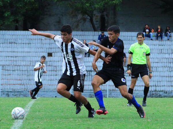 Libertad es el nuevo líder de la Sub 18 - Fútbol - ABC Color