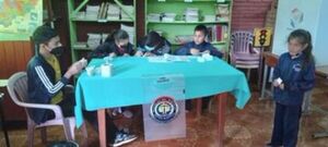 Niños y jóvenes participan en el proceso democrático con acompañamiento de la Justicia Electoral