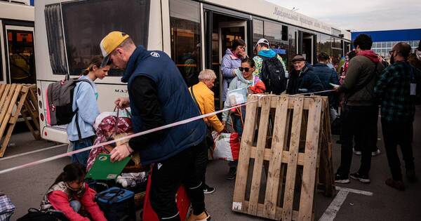 La Nación / Evacuación “exitosa” de civiles en Azovstal