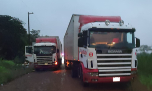 En Coronel Oviedo policía frustra robo a camiones de transportadora - OviedoPress