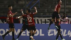 Caracas vence a Libertad y consigue su primera victoria - El Independiente