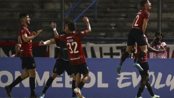 Caracas vence a Libertad y consigue su primera victoria - El Independiente