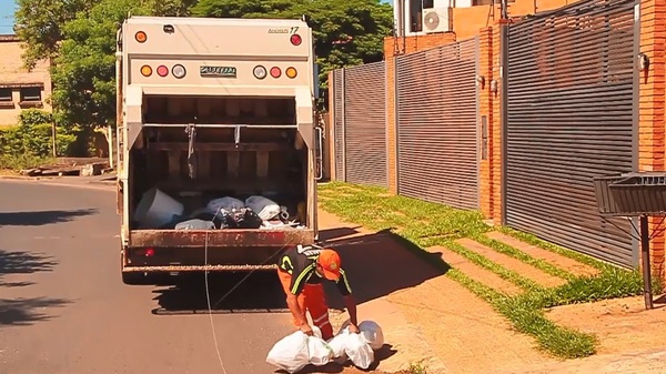 Municipalidad de Asunción ya no recogerá basuras de entes públicos morosos