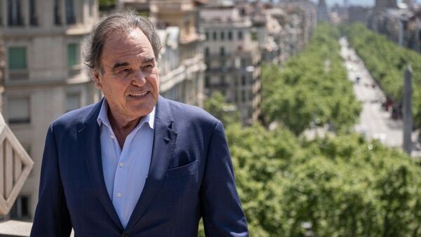 Oliver Stone considera que EE.UU. podría