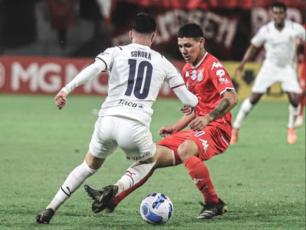 Independiente golea a General Caballero de visita - PARAGUAYPE.COM