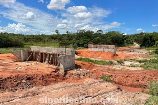 Avanza la construcción de dos puentes de hormigón armado en la localidad de Karapai, Cruce Panaderos, departamento de Amambay