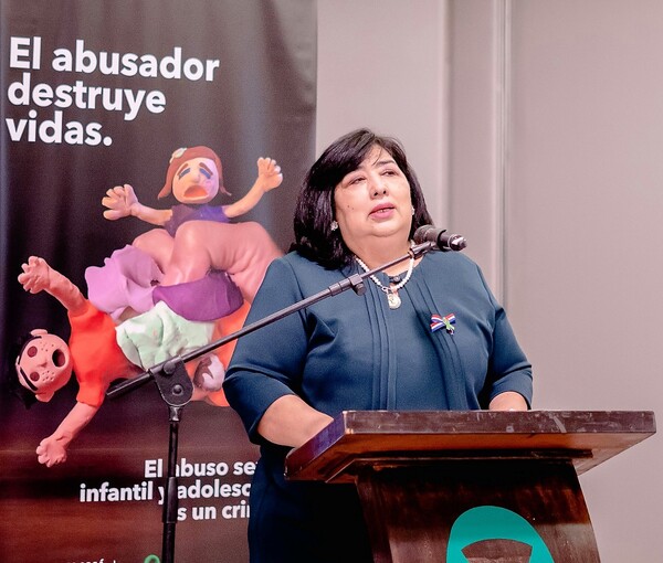 Ministra lanza alarma sobre epidemia de abuso infantil: "¿Somos consumidores de niños en Paraguay?" – La Mira Digital