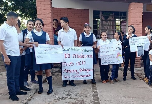 Padres de escuela horqueteña en pie de guerra contra dos directoras acusadas de prepotentes que se niegan a renunciar – La Mira Digital