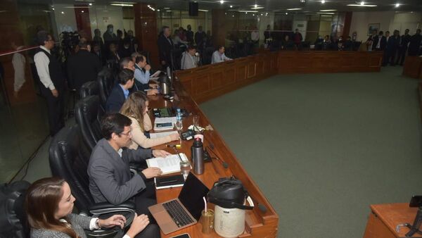 Junta de Asunción resuelve parar refulado en Costanera