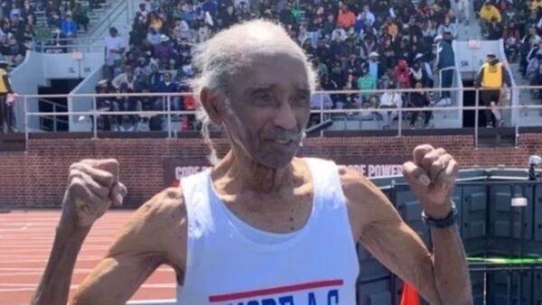 Abuelo de 100 pirulos rompió récord mundial