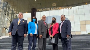 Conoce a los 5 Diputados venezolanos que estuvieron de visita en Paraguay