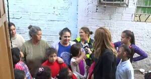 La Nación / Familia del barrio Pelopincho perdió todo en incendio y pide ayuda a la ciudadanía