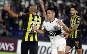 Olimpia no falló esta vez, venció a Peñarol y está vivo en la Libertadores