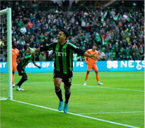 La MLS levanta sanción a Cecilio Domínguez - Fútbol - ABC Color