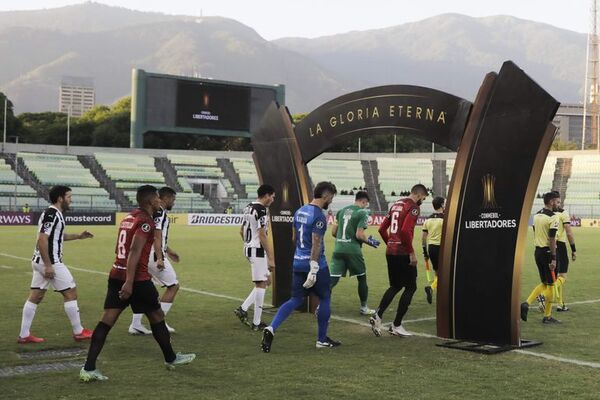 Libertad, sin equipo estable y sin Roque en la Copa - Fútbol - ABC Color