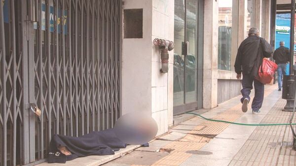 Cada vez más gente duerme en las calles de Asunción