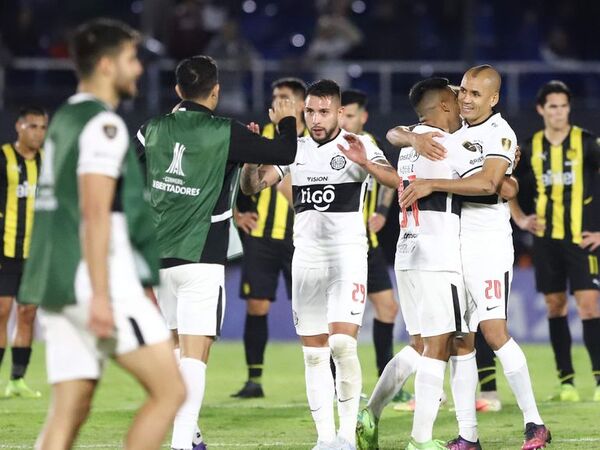 Olimpia puede clasificar a octavos solamente en el... ¡superclásico! - Olimpia - ABC Color
