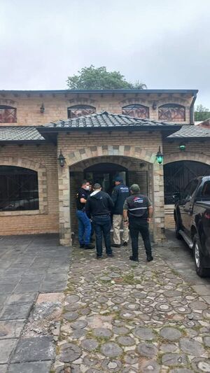 Fiscalía incautó productos de contrabando hechos con cannabis - Nacionales - ABC Color