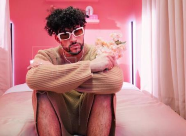 ¡Se viene! Bad Bunny anuncia colaboraciones con Rauw Alejandro y Jhay Cortez - SNT